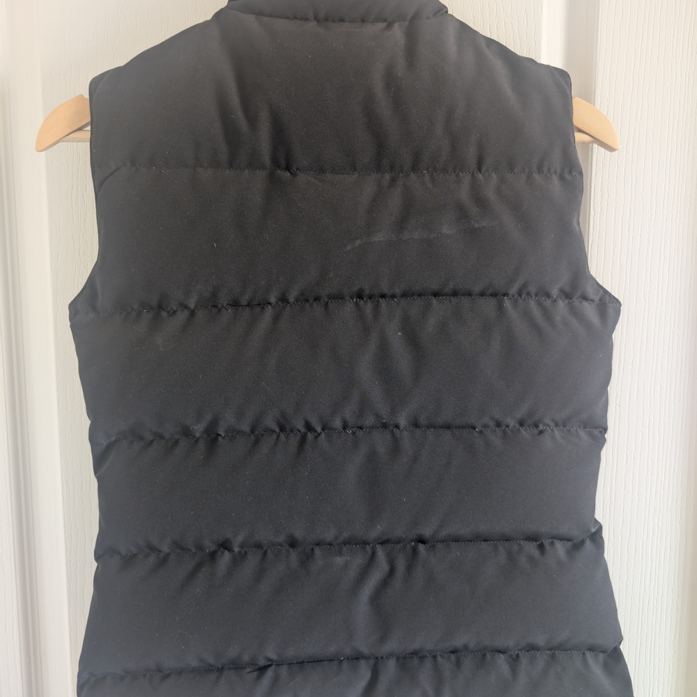 Canada Goose Black Quilted Vest - Picture 2 of 6